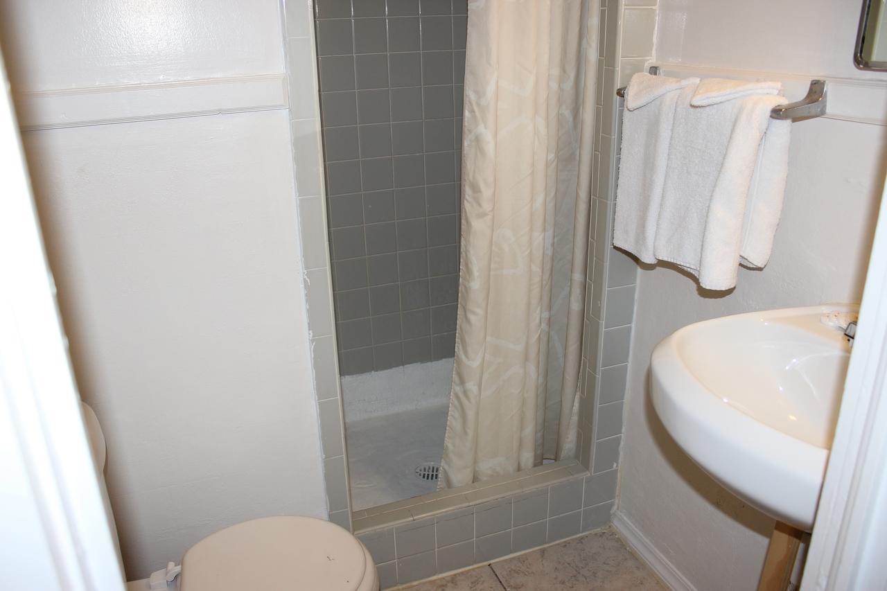 Surf Villa Hotel Ocean City Room photo