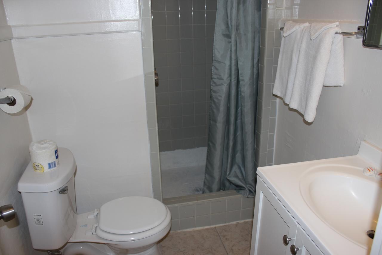 Surf Villa Hotel Ocean City Room photo
